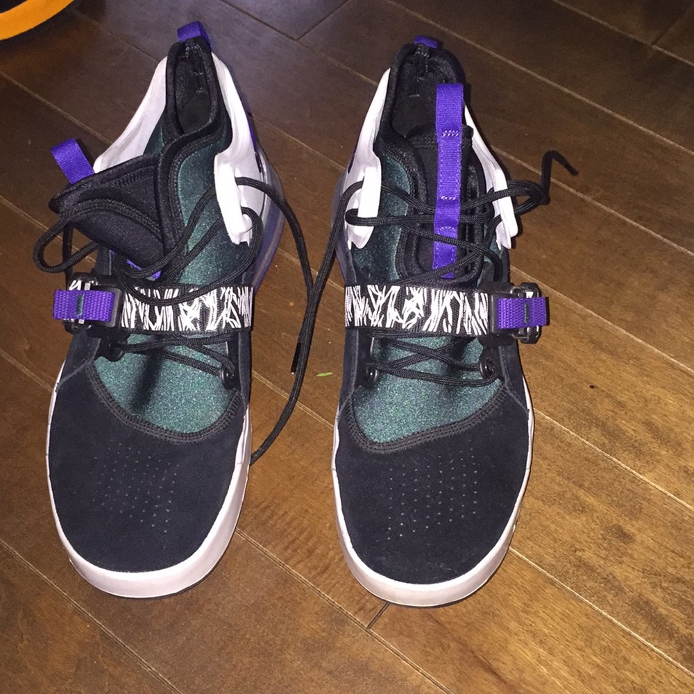 Nike Air Force 270 carnivore